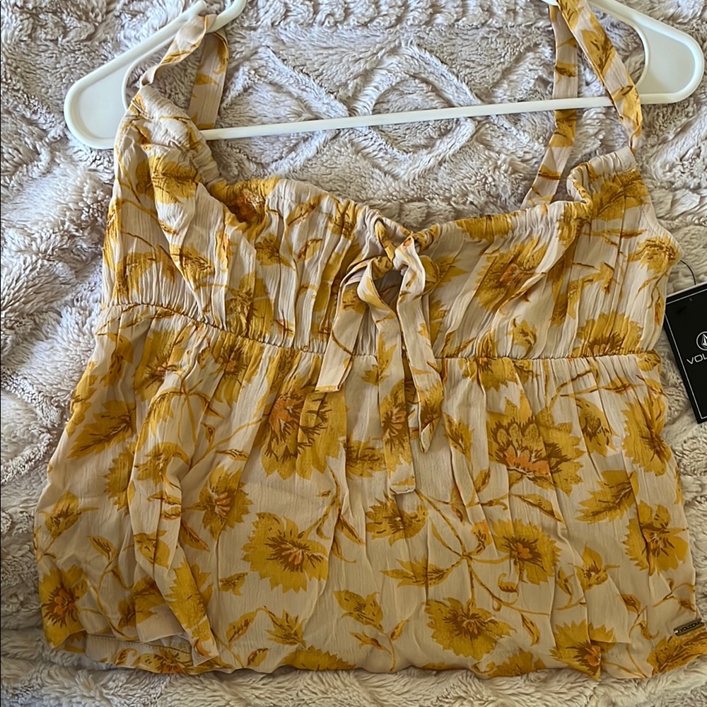 NWT Volcom Tank